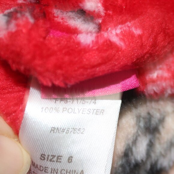 Girls Minnie mouse red plush bath robe - Picture 3 of 5